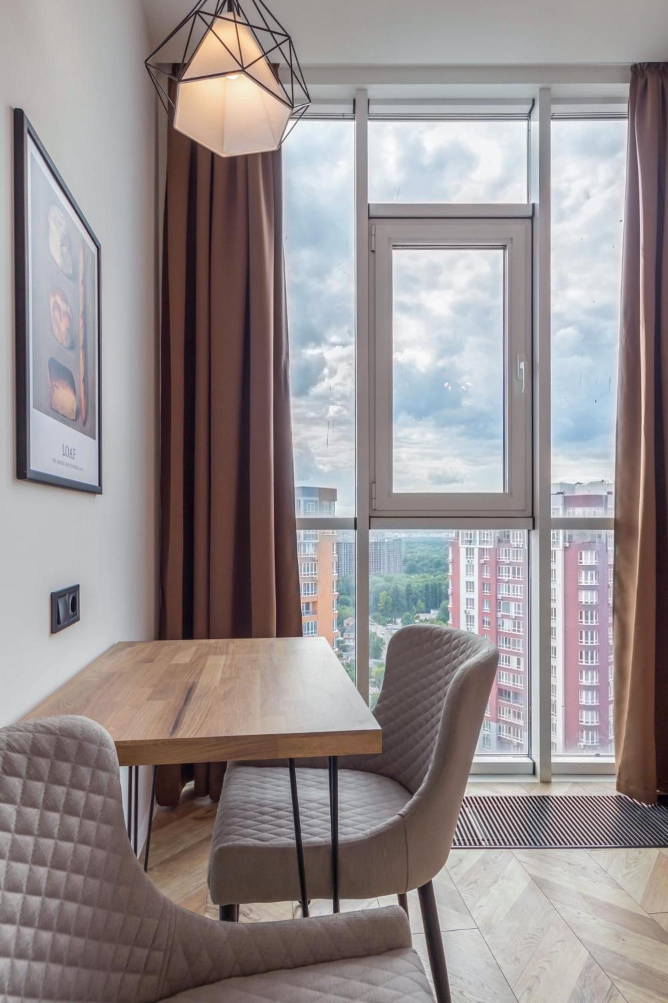 Design Apartments With Panoramic View Kiev Extérieur photo